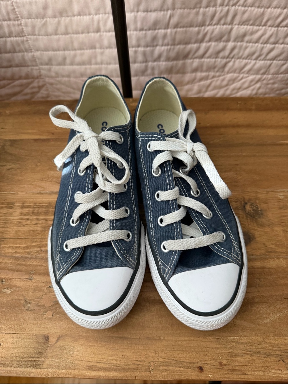 Converse Kids Low Top Sneakers in Navy and White